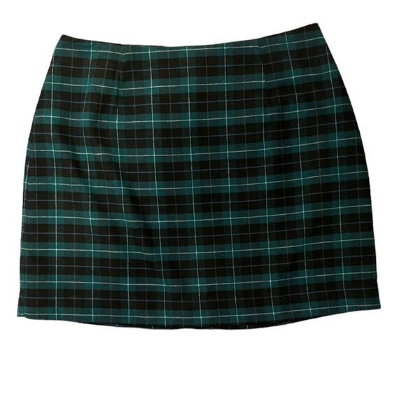 Old Navy Plaid Navy Green Polyester Mini Skirt Womens Size 4 Academia Schoolgirl - Picture 1 of 7